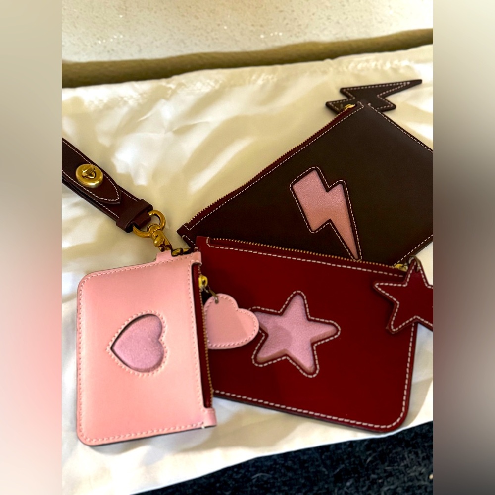 Trio Pouch Set With Cut Outs ⭐️ ♥️ ⚡️ - Picture 4 of 8